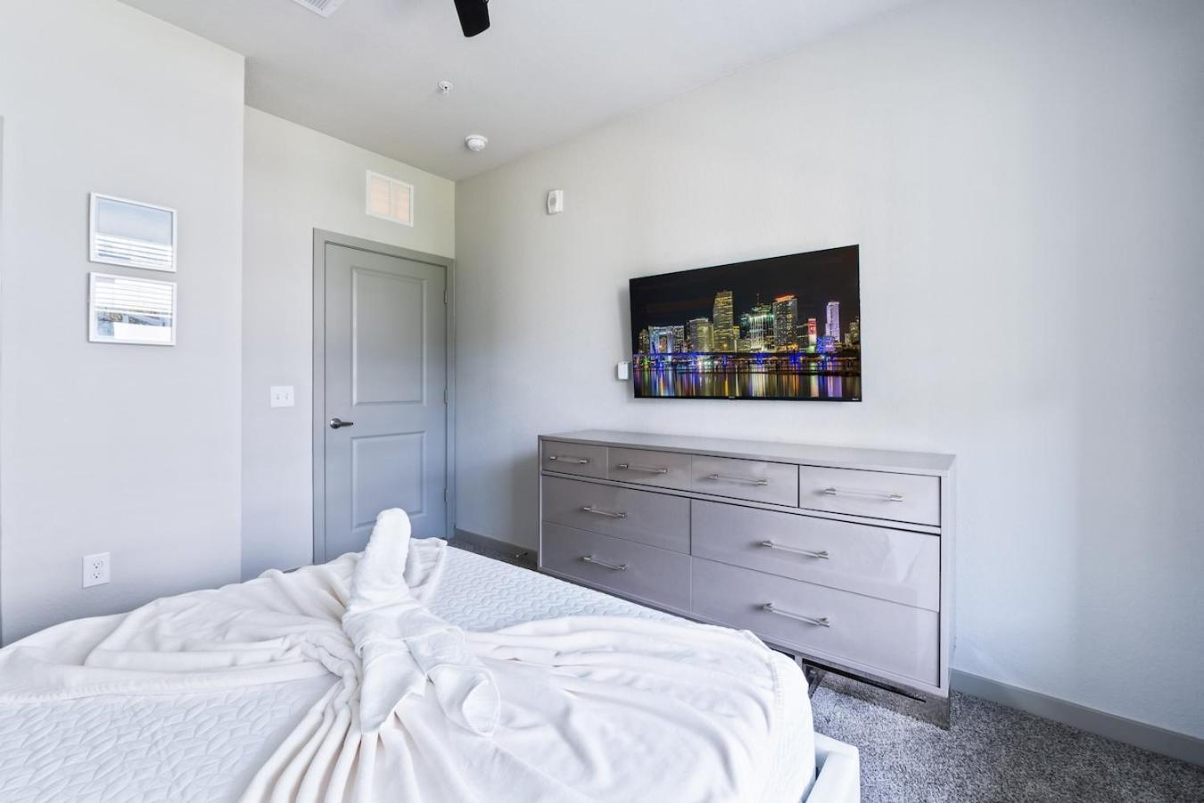 Tropicana Field 2 Bed In Dwtwn With Free Parking Apartment Sankt Petersburg Exterior foto