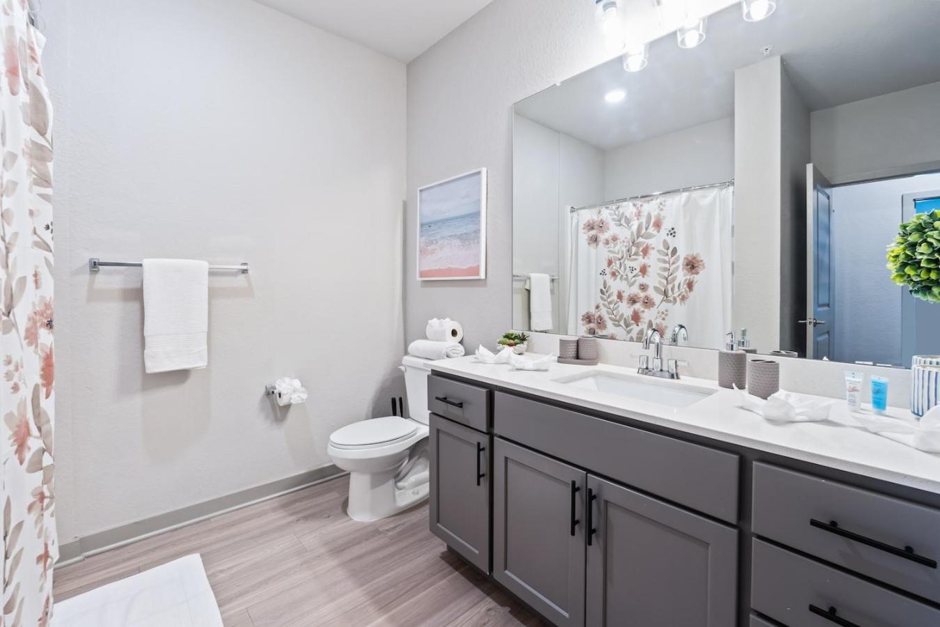 Tropicana Field 2 Bed In Dwtwn With Free Parking Apartment Sankt Petersburg Exterior foto
