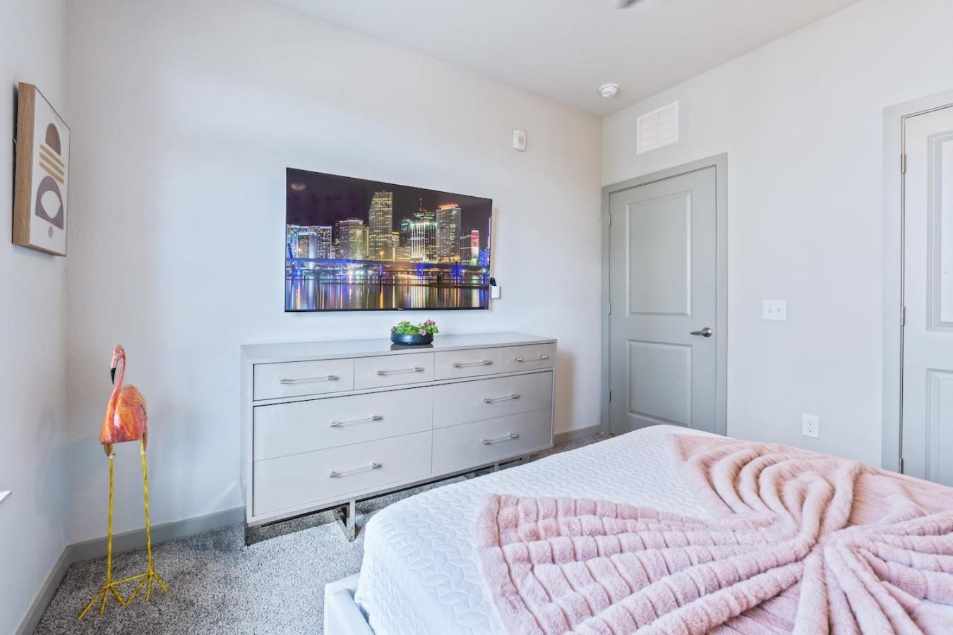 Tropicana Field 2 Bed In Dwtwn With Free Parking Apartment Sankt Petersburg Exterior foto
